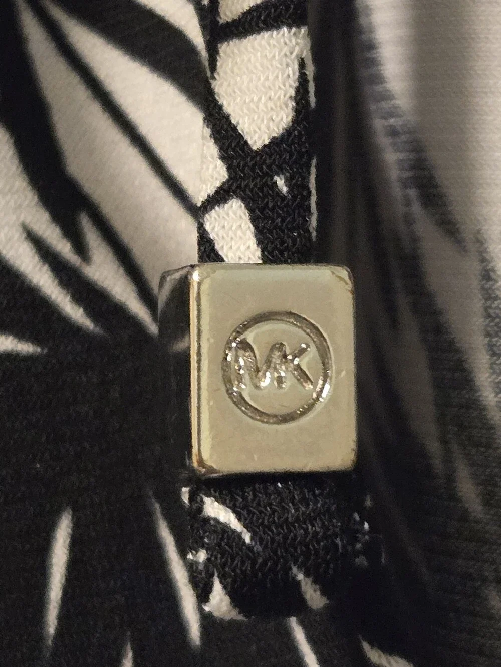 Michael Kors Tropical Top, Size Large - Picture 6 of 6